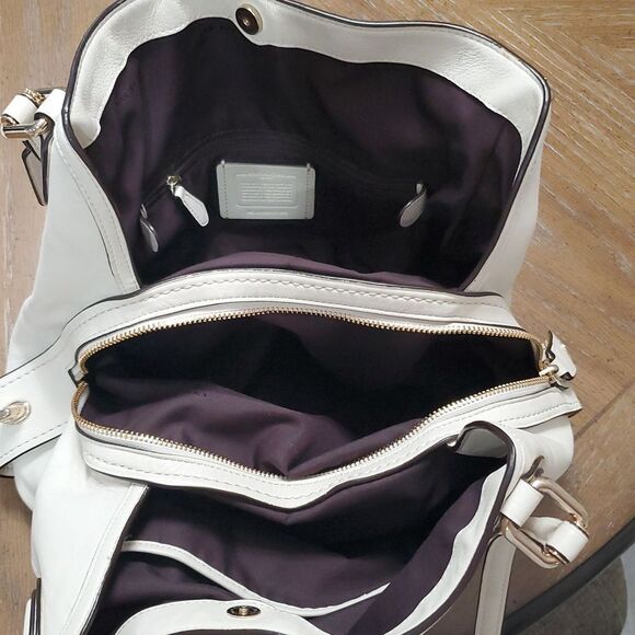 Coach Edie 31 Leather & Siganture Jacquard Print Shoulder Bag, EXCELLENT CONDIT - Picture 11 of 16